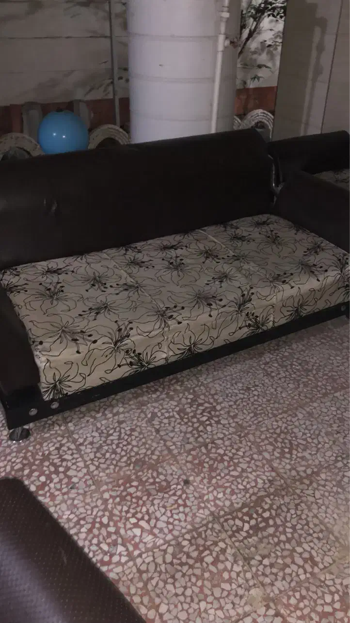 مبل کارکرده|مبلمان خانگی و میز عسلی|بندر انزلی, آخرخط|دیوار