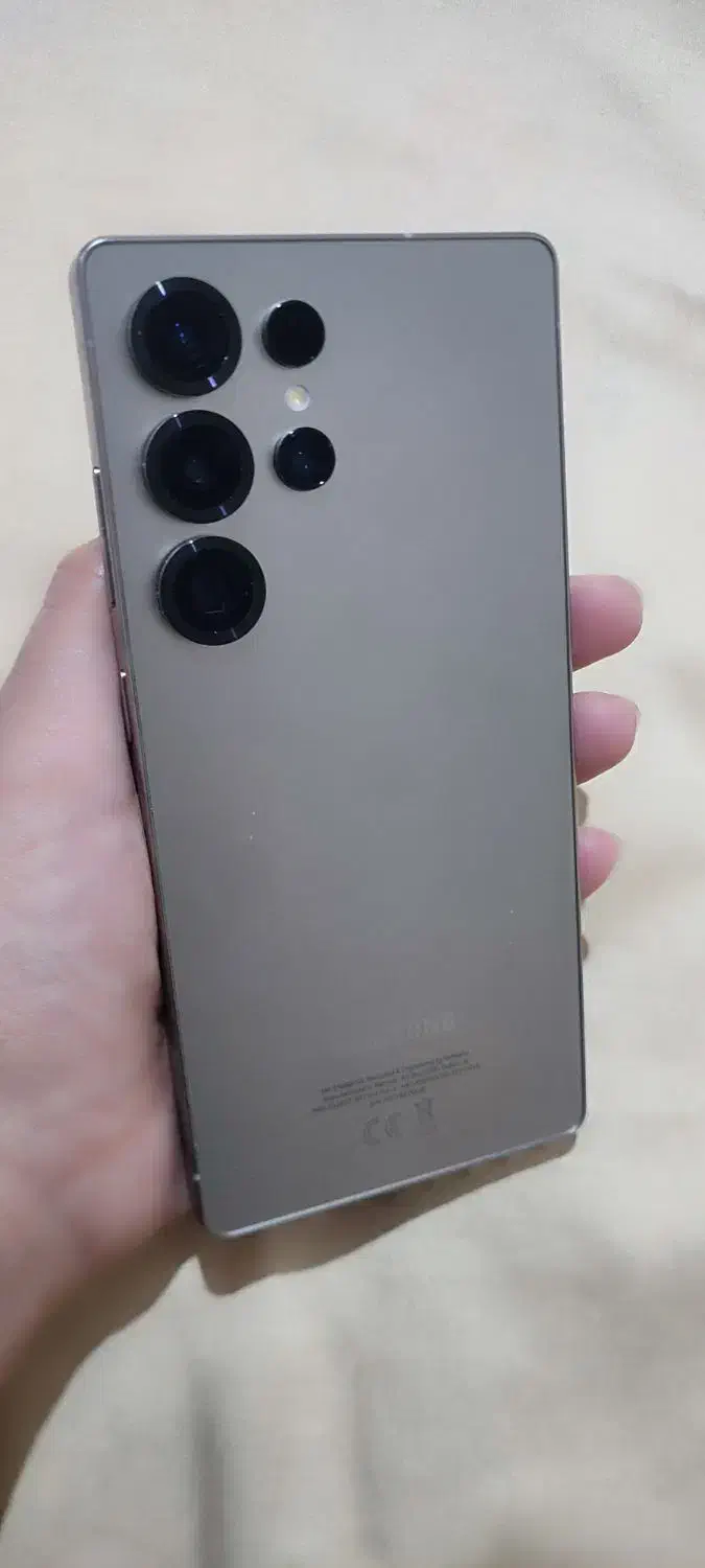 گوشی اس 25 اولترا ویتنام با تمامی لوازم آک|موبایل|کرج, کیانمهر|دیوار