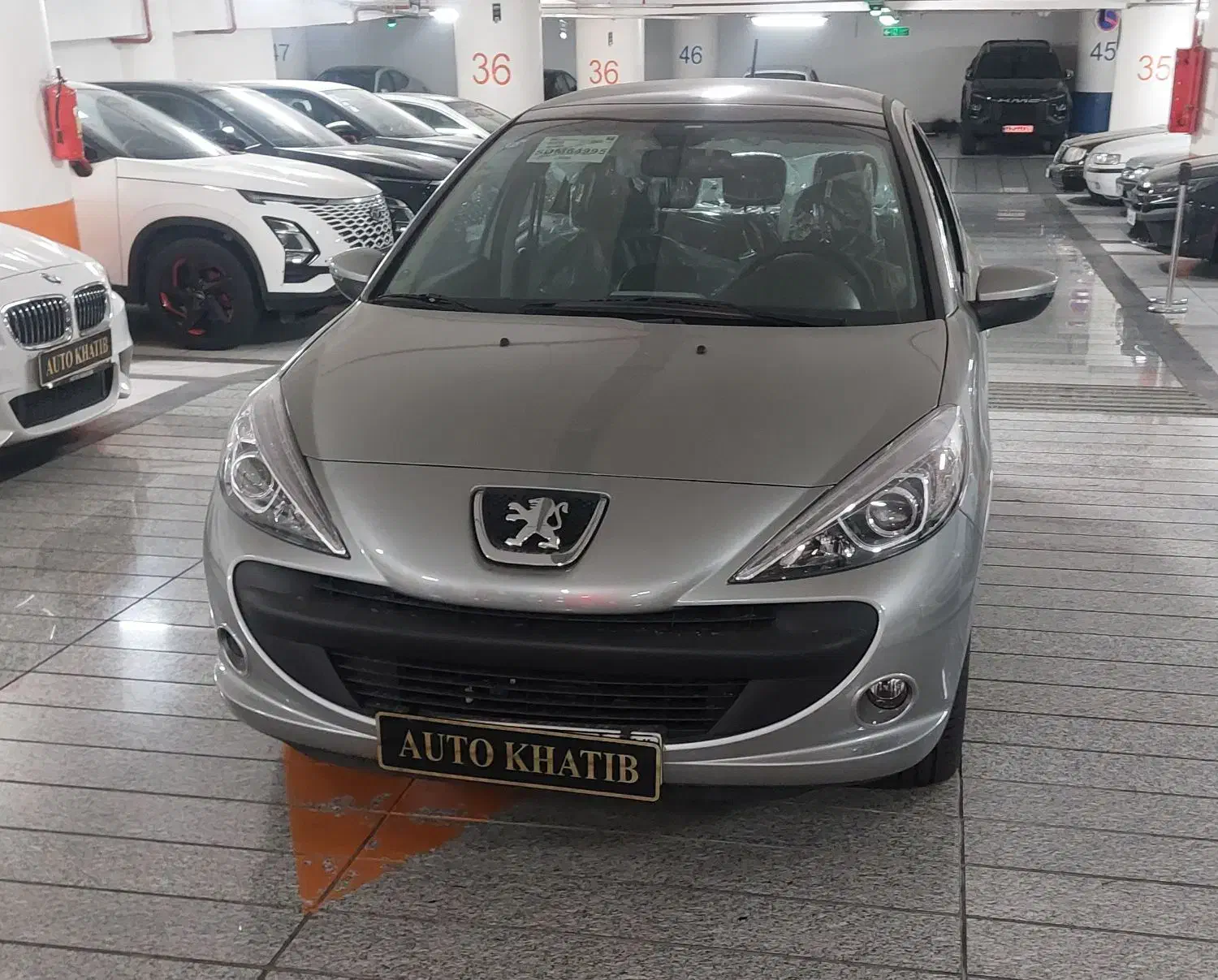 ۲۰۷ تیتانیوم اتومات سقف فلز (نقد واقساط سند بنام)|خودرو سواری و وانت|تهران, حصار بوعلی|دیوار