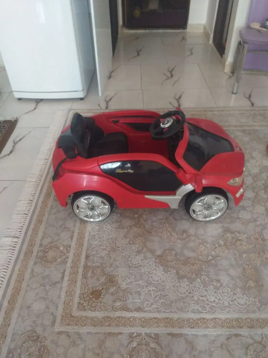 ماشین شارژی|اسباب‌بازی بچه|خرم‌آباد, |دیوار