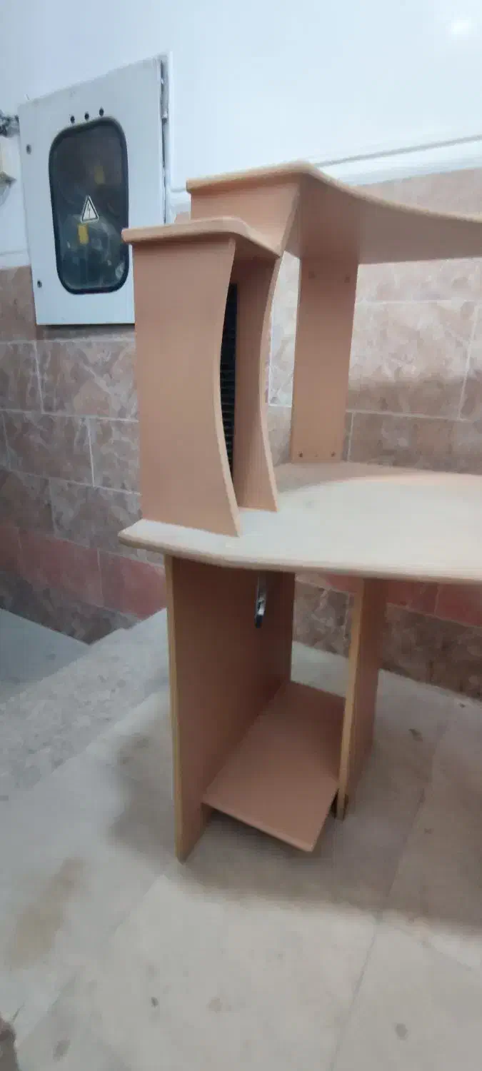 میز کامپیوتر|میز تحریر و کامپیوتر|بندر امام خمینی, |دیوار