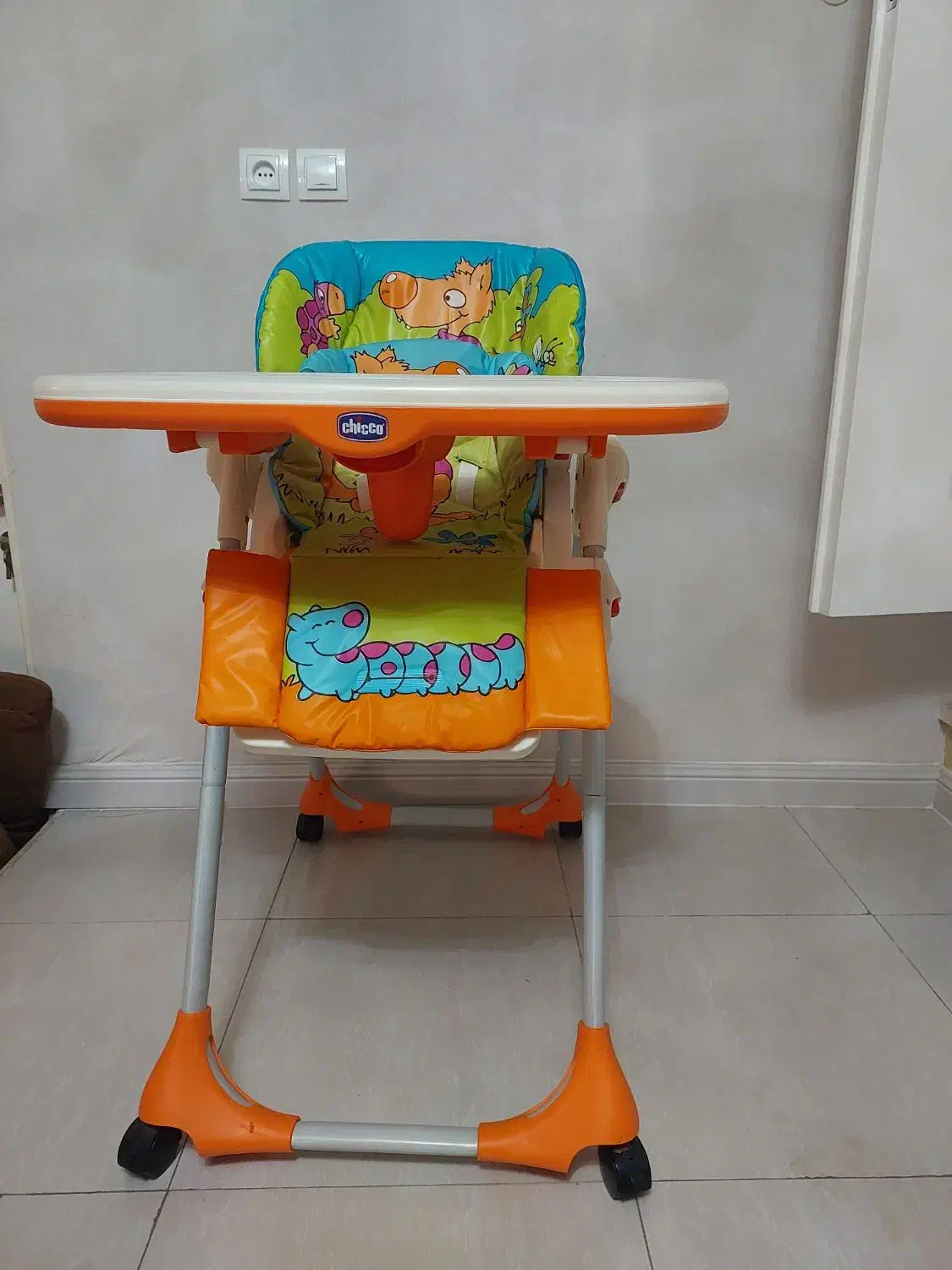 صندلی کودکی چیکو|تخت و صندلی بچه|مرند, |دیوار