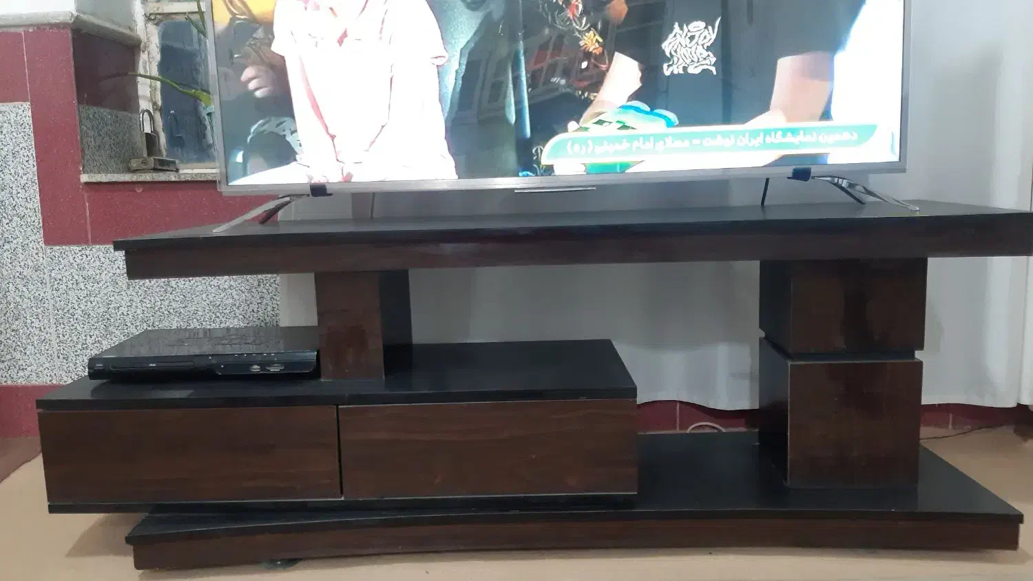 میزتلویزیون (دوتکه، چوبی)|میز تلویزیون|تربت جام, المهدی|دیوار