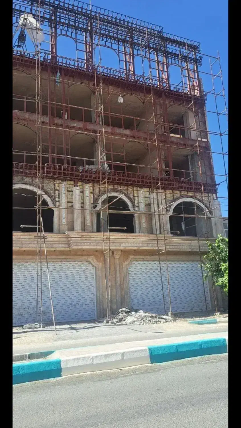 جوشکاری ساختمان (نبشی کشی رابیتس کاری سقف شیروانی)|خدمات پیشه و مهارت|قم, حاج زینل|دیوار