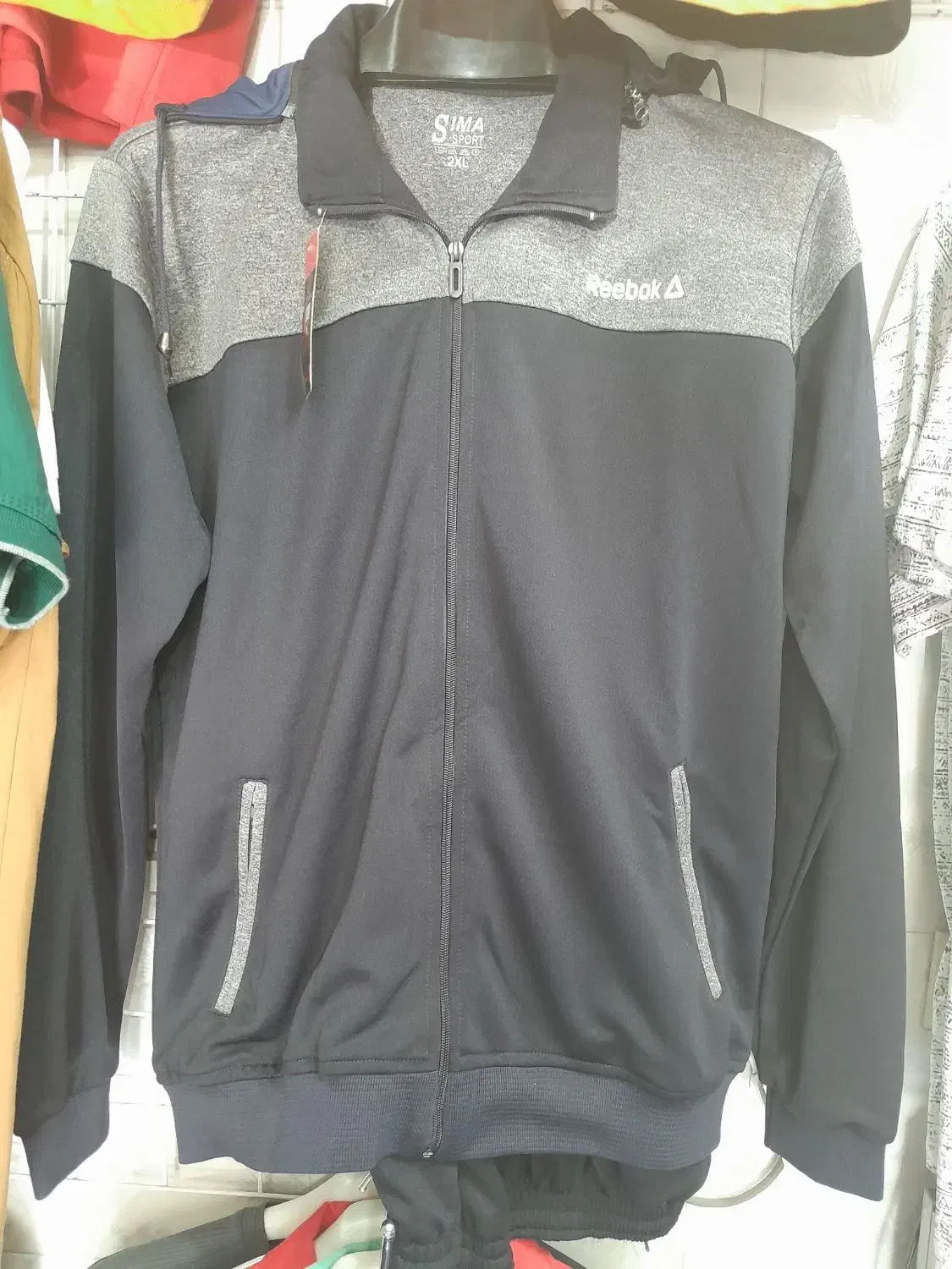 ست ورزشی جنس اعلا خارجی باقیمت مناسب|لباس|شیراز, قدوسی شرقی|دیوار