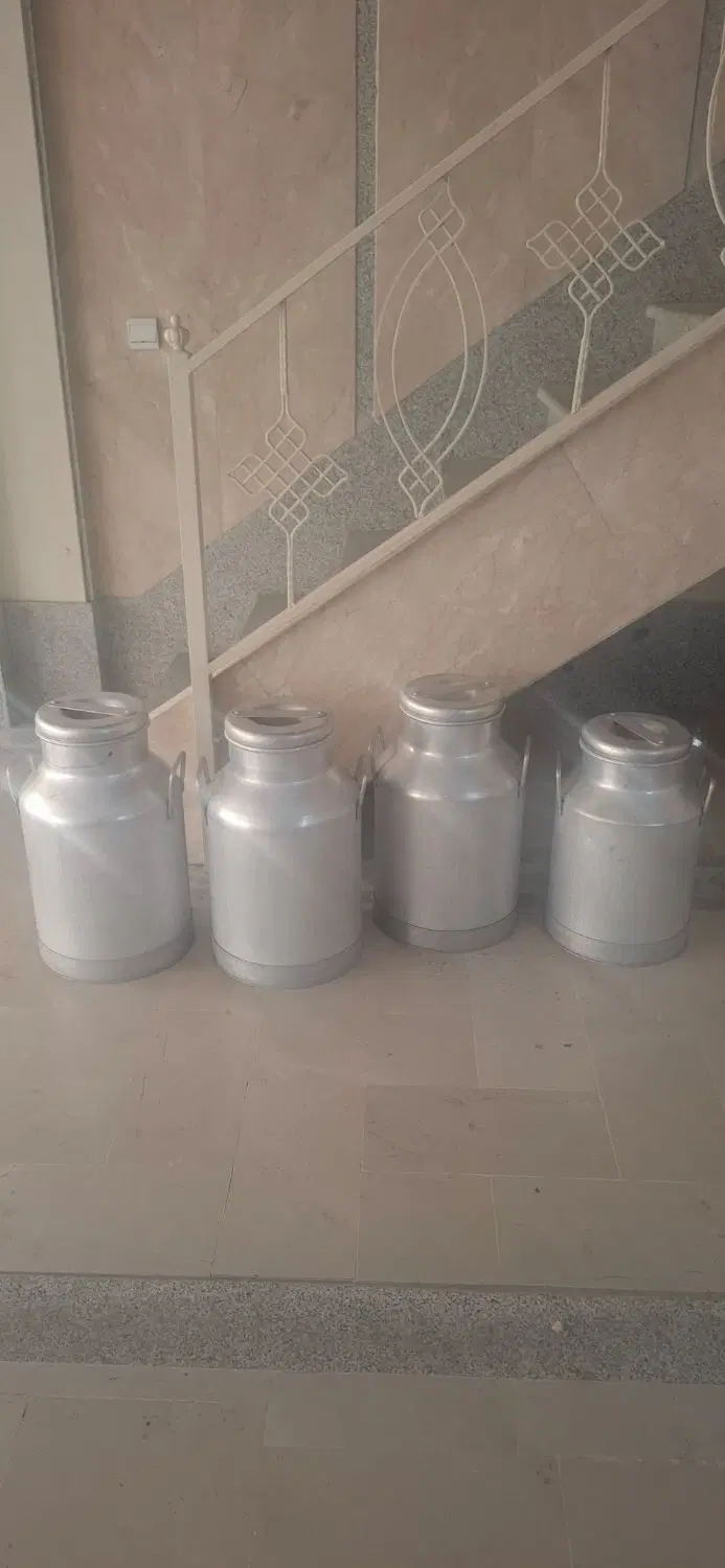 بیدون شیر ۳۰ لیتری آلومینیومی|ظروف نگهدارنده، پلاستیکی، یکبارمصرف|تهران, جنتآباد شمالی|دیوار