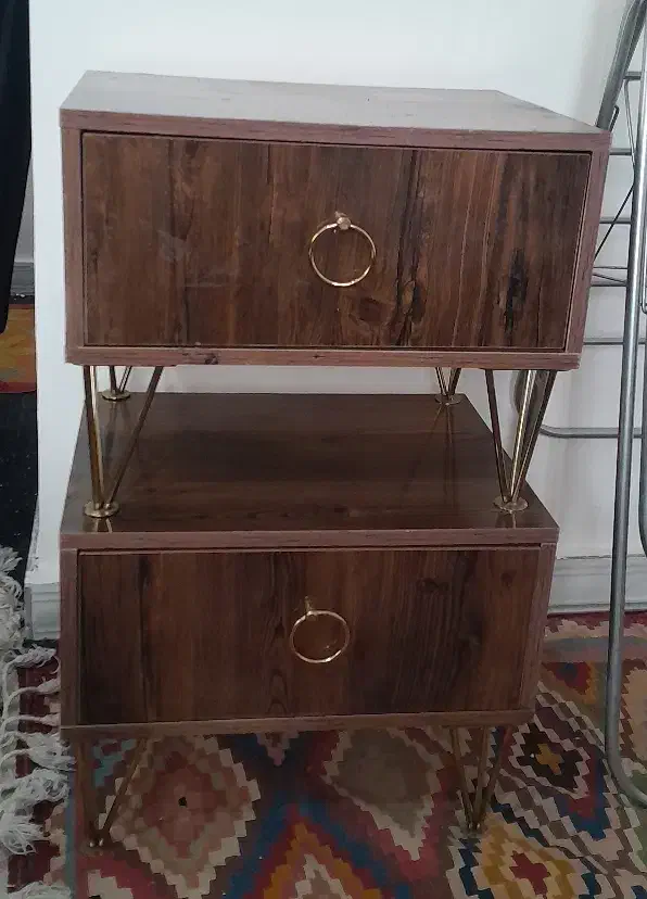 پاتختی|تخت و سرویس خواب|رشت, جانبازان|دیوار