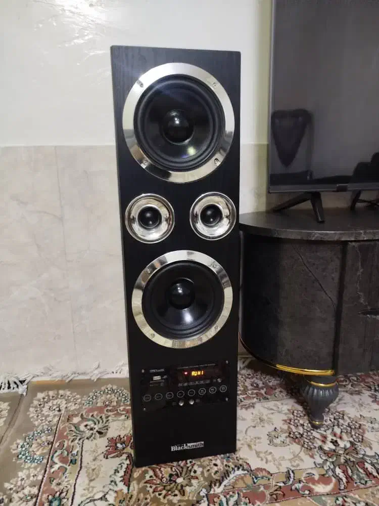 بلندگو جفتی بلک اسمیت|سیستم صوتی خانگی|مشهد, میان ولایت|دیوار