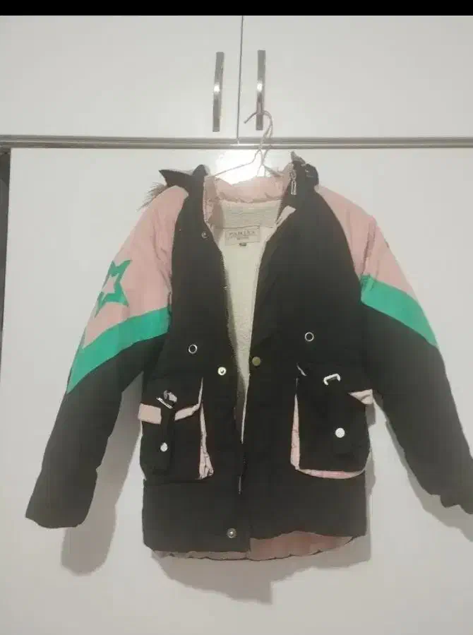 کاپشن بچه گانه گرم خارجی درخدذنو|کفش و لباس بچه|چهارباغ, |دیوار