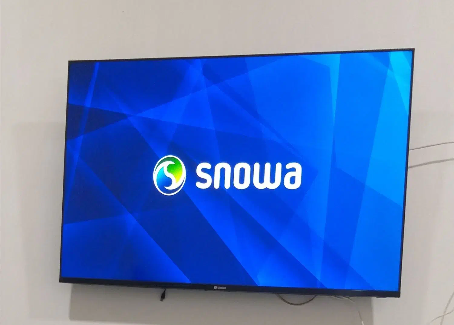 تلویزیون اسنوا ۶۵ اینچ|تلویزیون و پروژکتور|کوهدشت, |دیوار