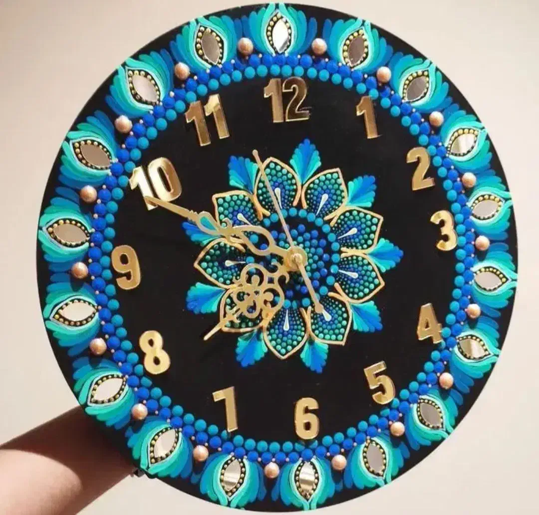 انواع ساعت های جذابو خاص با طرح ورنگ دلخواه شما|ساعت دیواری و تزئینی|بیرجند, |دیوار