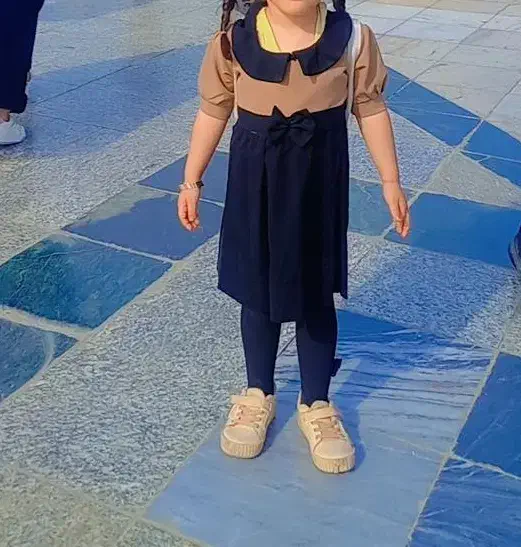 لباسهای دخترانه|کفش و لباس بچه|کازرون, |دیوار