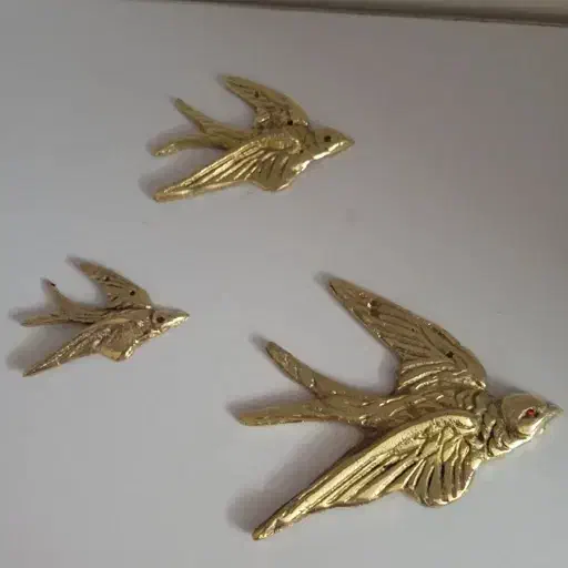 پرستو برنزه|مجسمه، تندیس، ماکت|پاوه, |دیوار