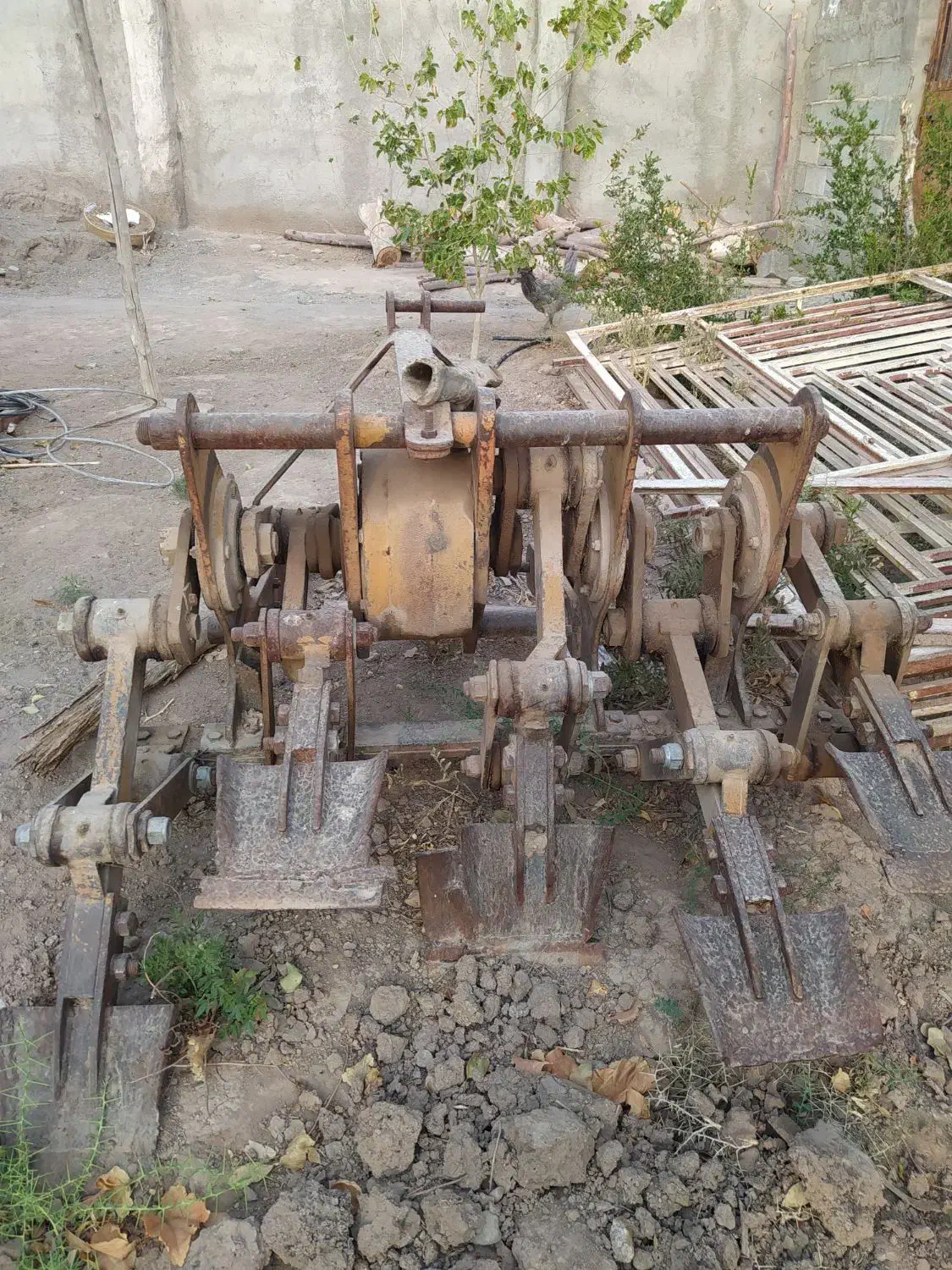 تراکتور گلدونی 230|خودرو سنگین|سیرجان, |دیوار