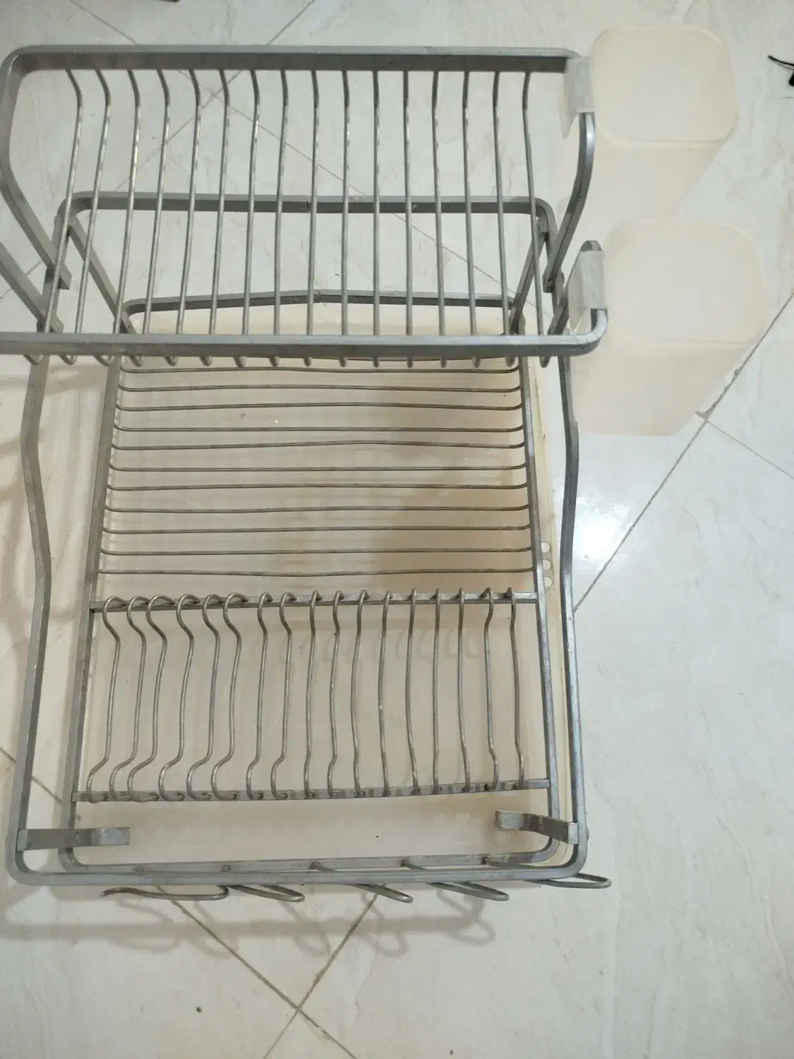 آبچکان ظرف جاظرفی|آب‌چکان و نظم‌دهنده ظروف|مشهد, خواجه ربیع|دیوار