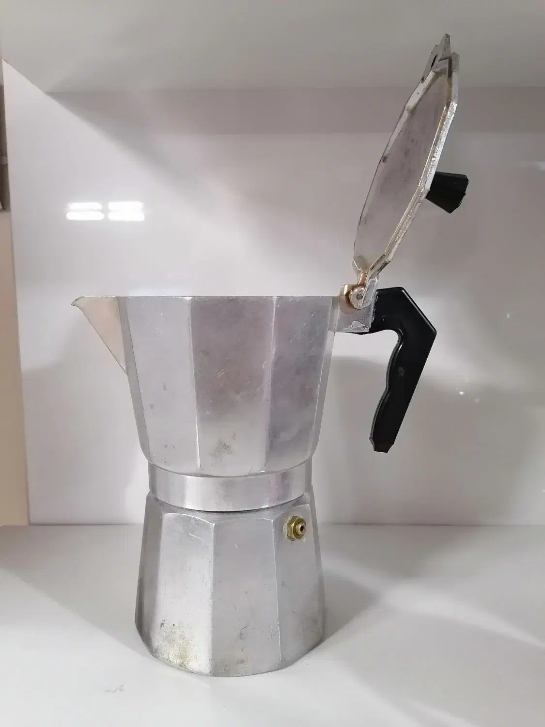 قهوه جوش|سماور، چای‌ساز، قهوه‌ساز|تربت جام, شیخ احمد جامی|دیوار