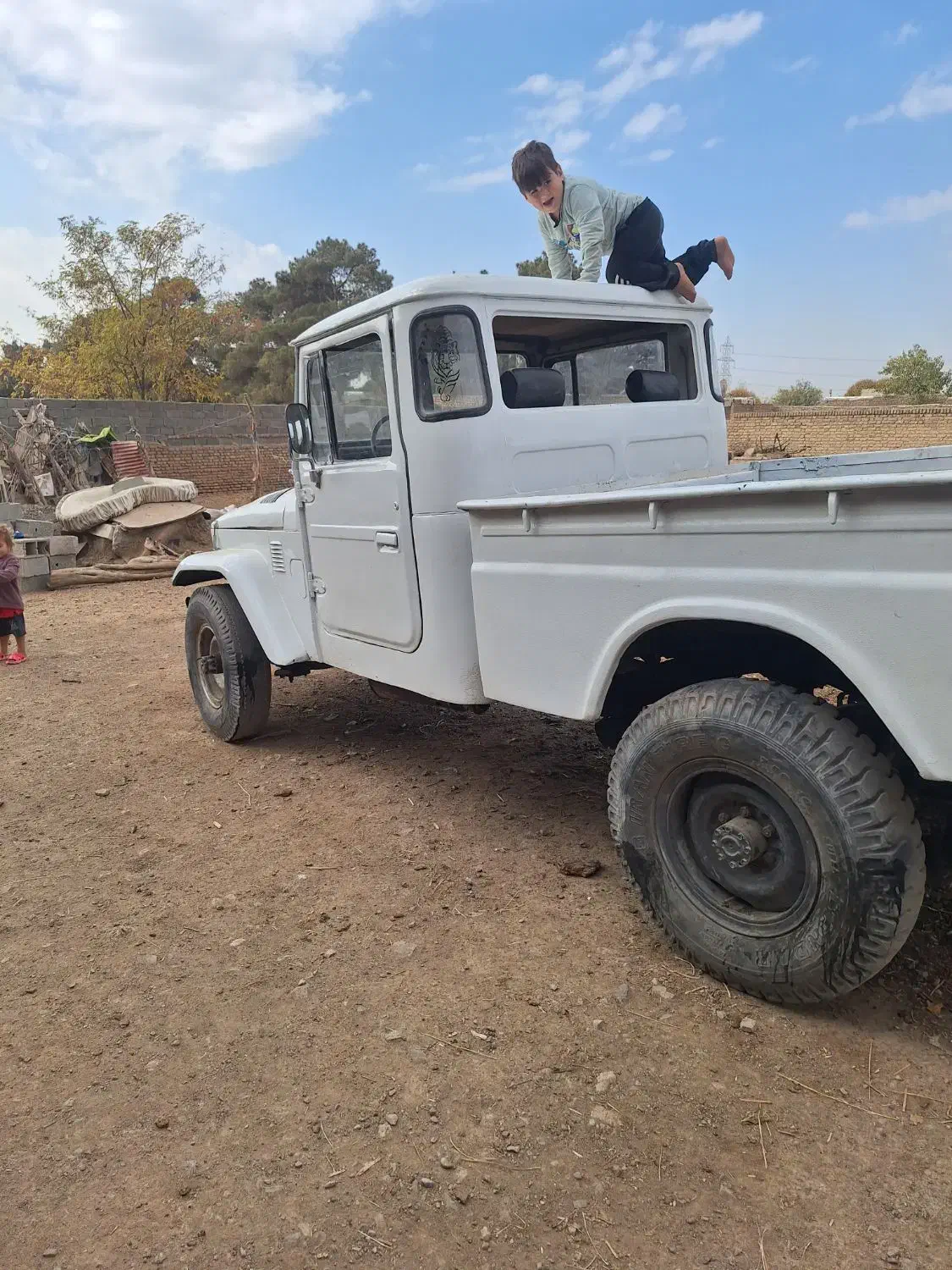 تویوتا دو اف مدل ۸۳|خودرو کلاسیک|کرج, کمال‌شهر|دیوار