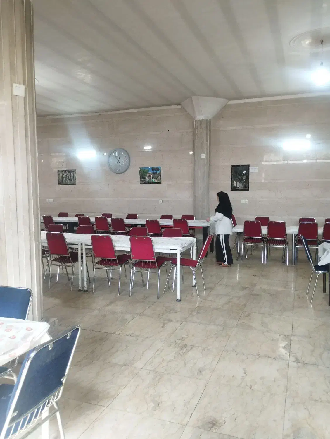 استخدام سالن کار در رستوران|استخدام خدمات فروشگاه و رستوران|صحنه, |دیوار