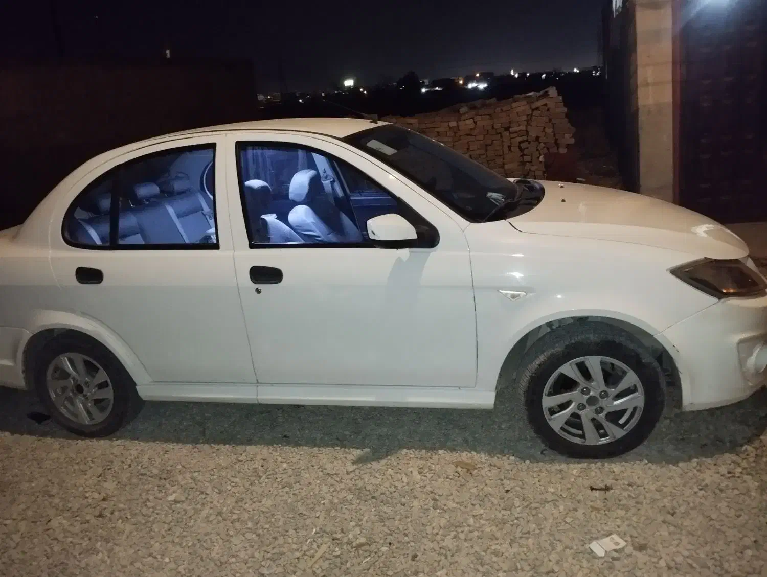 ساینا مدل ۹۷|خودرو سواری و وانت|همدان, |دیوار