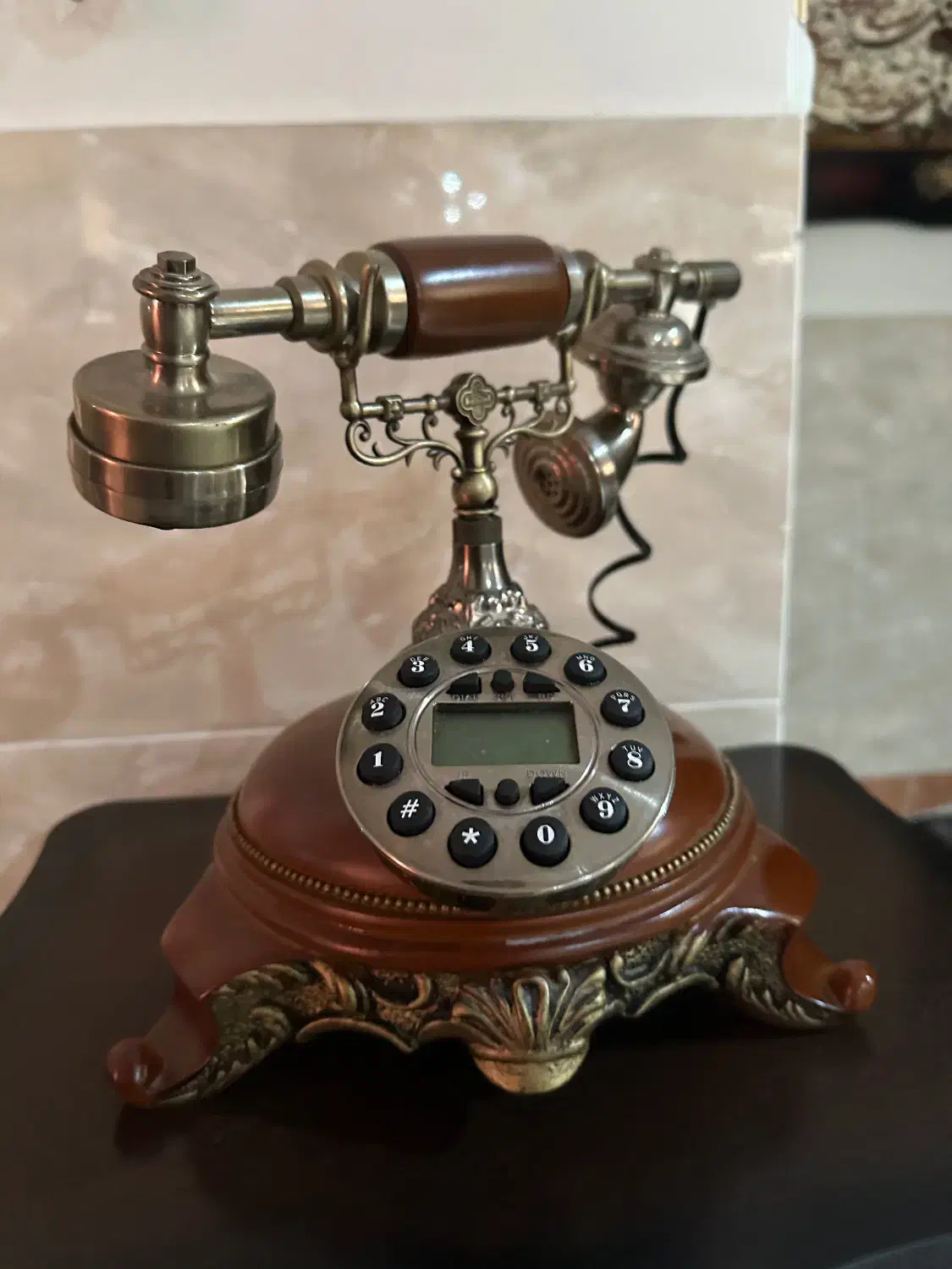 تلفن|تلفن رومیزی|چهارباغ, |دیوار