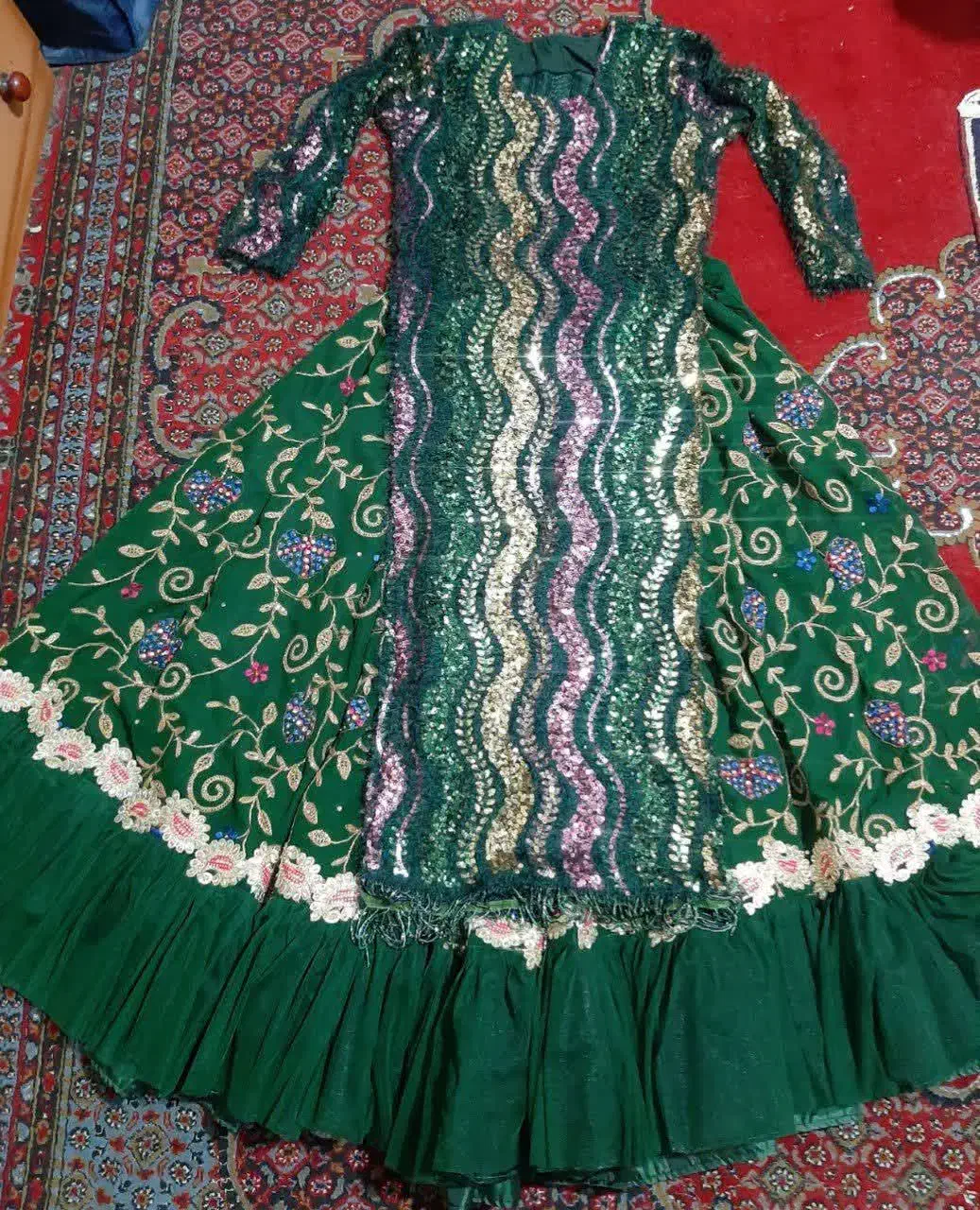 لباس محلی|لباس|شیراز, شهرک پرواز|دیوار