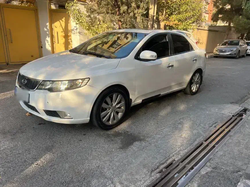 سراتو ۲۰۱۰ فول|خودرو سواری و وانت|تهران, سعادتآباد|دیوار