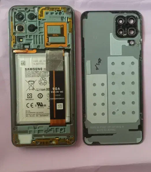 قطعات سالم و اورجینال گوشی M33|لوازم جانبی موبایل و تبلت|اصفهان, باتون|دیوار