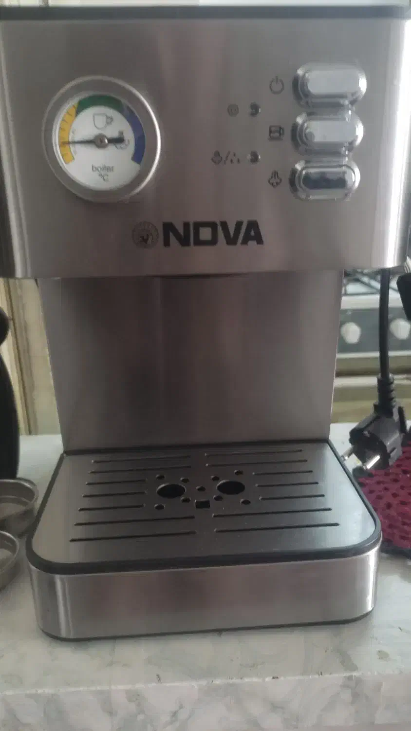 صفر 147بیست بار واقعا کار نکرده|سماور، چایساز، قهوهساز|بروجرد, |دیوار