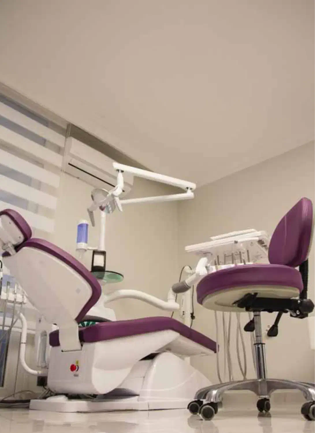 دندانپزشک اقا|استخدام درمانی، زیبایی، بهداشتی|تهران, دریاچه شهدای خلیج فارس|دیوار