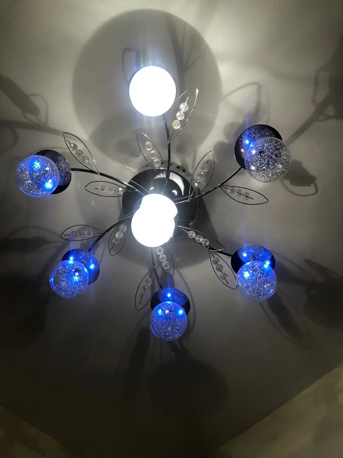 لوستر سقفی ۶ شعله وارداتی  حدود شعاع ۳۰ سانت|لوستر و چراغ آویز|تهران, قیطریه|دیوار