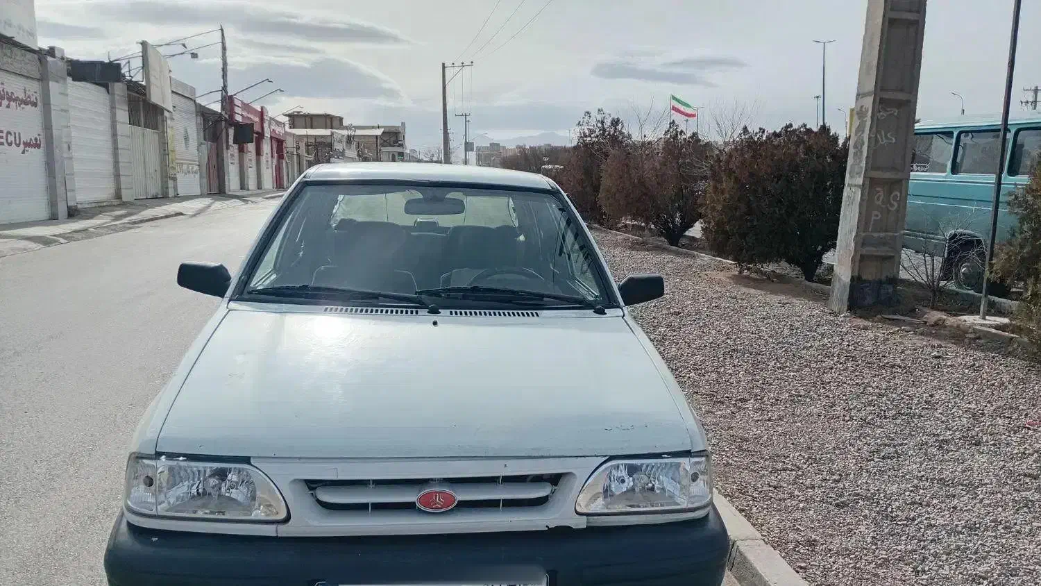 پراید ۸۳ ۳لکه رنگ|خودرو سواری و وانت|یزد, |دیوار