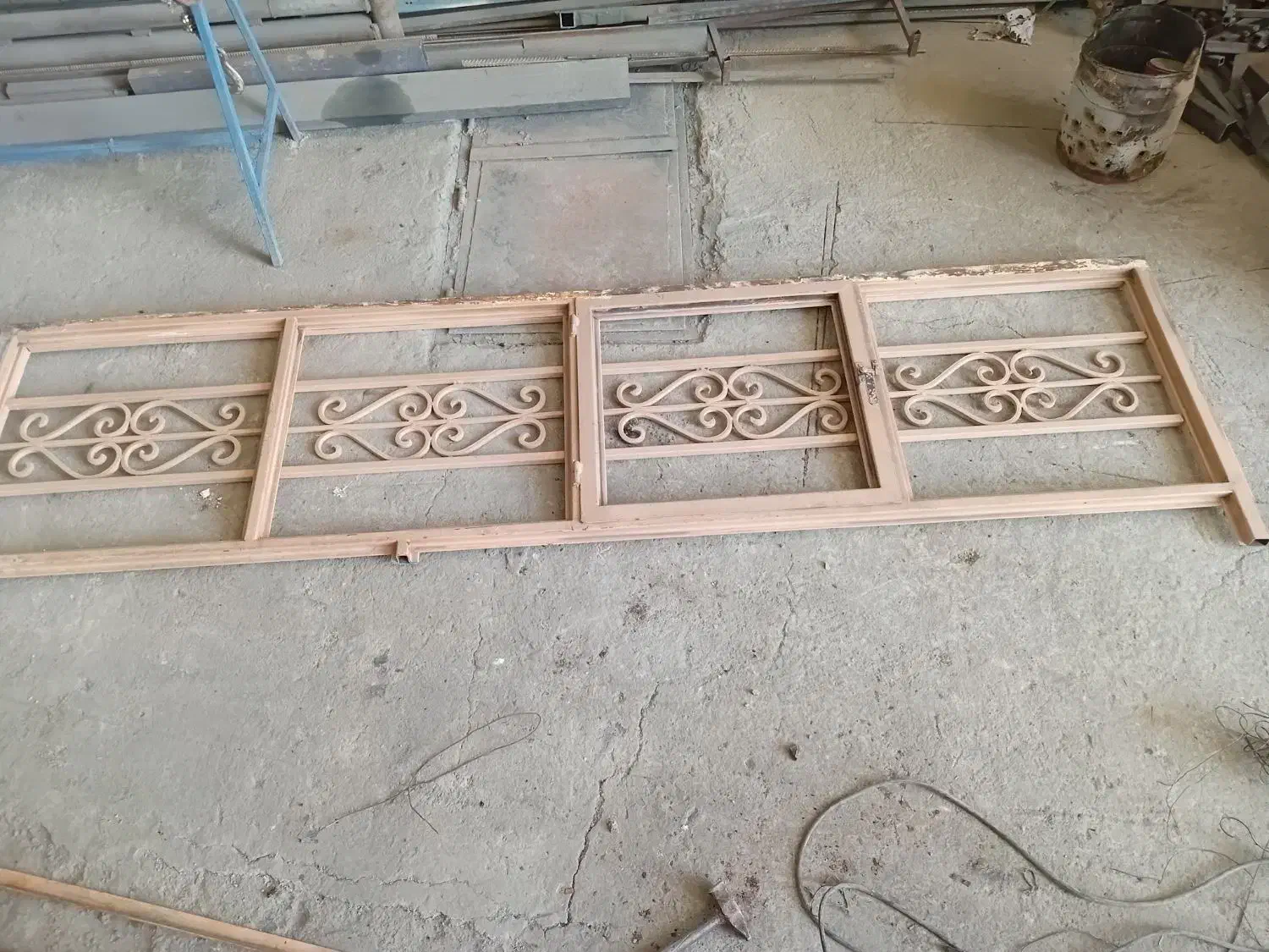 درب و پنجره و نرده دست دوم|حراج|نجف‌آباد, حومه نجف آباد|دیوار