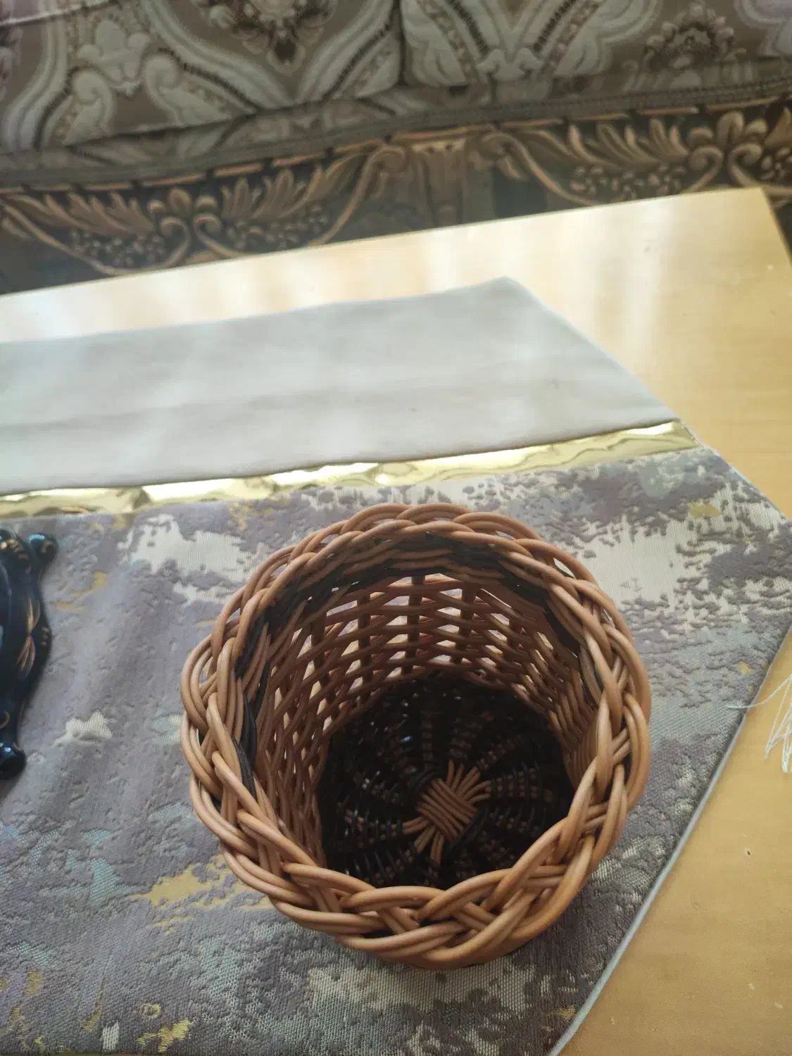 جاقاشقی ارغوان بافی|آب‌چکان و نظم‌دهنده ظروف|کرمانشاه, |دیوار