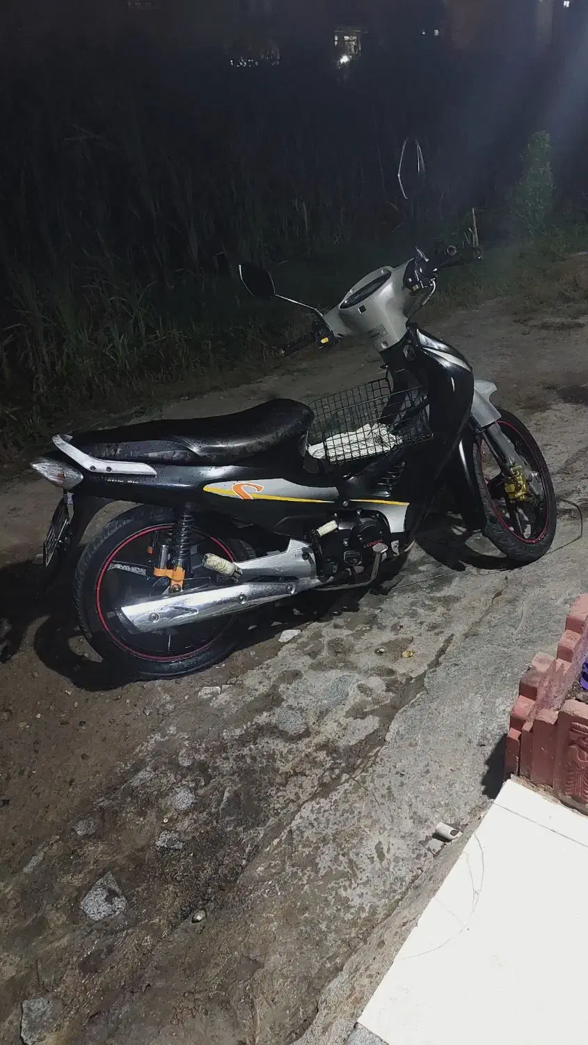 ویو۱۳۵|موتورسیکلت|رشت, لاکان شهر|دیوار