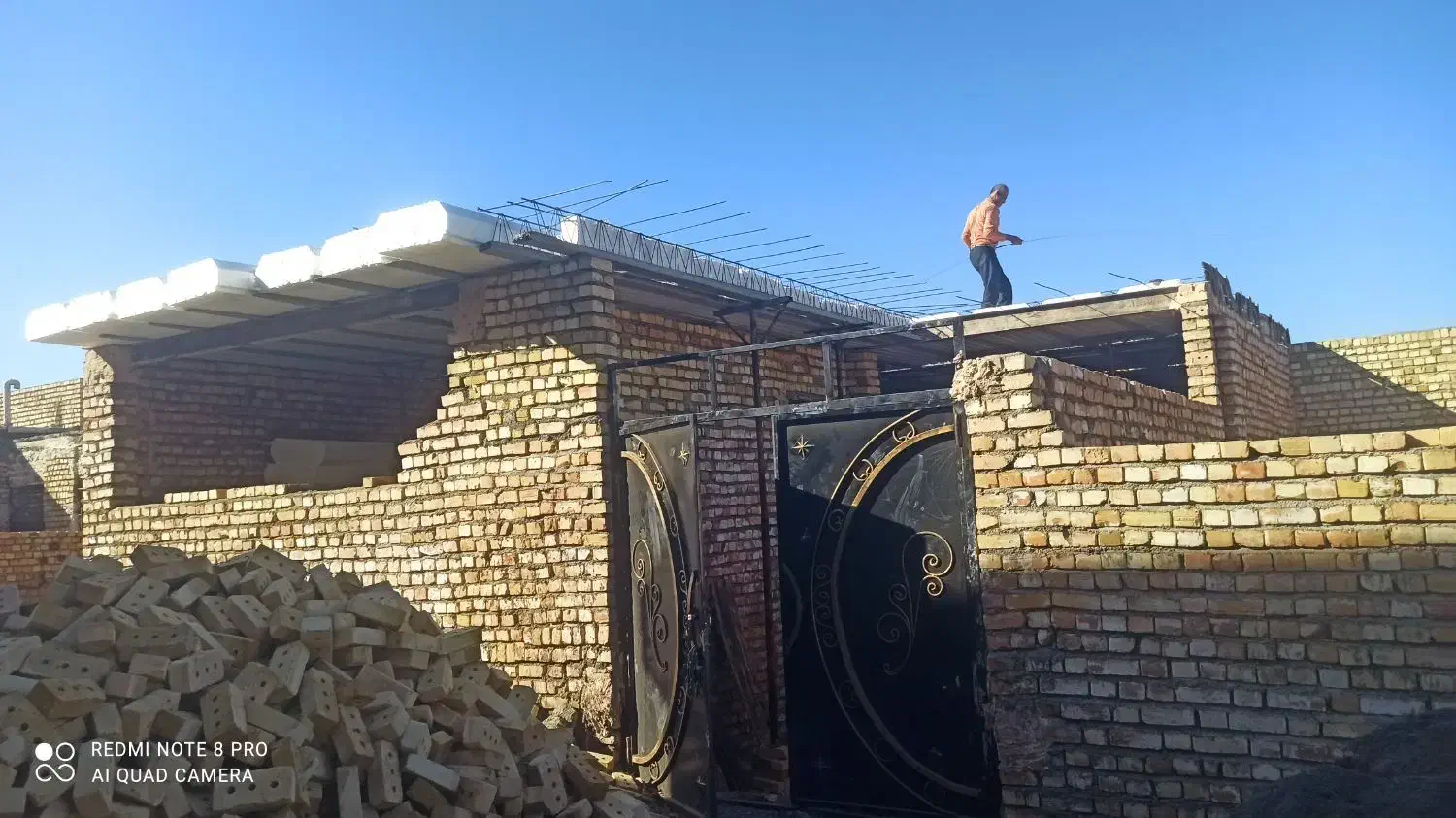 پیمانکاری بنا مسکونی و سوله چهار دیواری و سقف|خدمات پیشه و مهارت|نیشابور, دارایی|دیوار