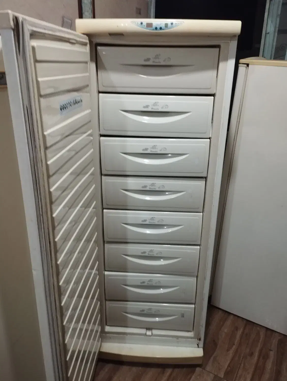 فریزر8کشوهیمالیادرحدصفرکاملاسالم|یخچال و فریزر|رشت, عینک|دیوار