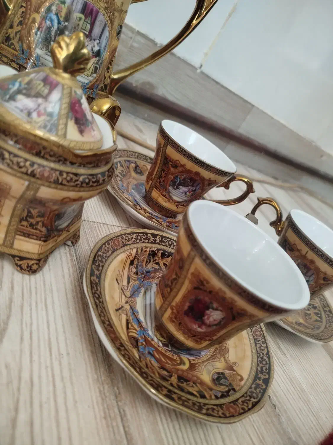 صبحونه خوری|ظروف سرو و پذیرایی|خسروشاه, |دیوار