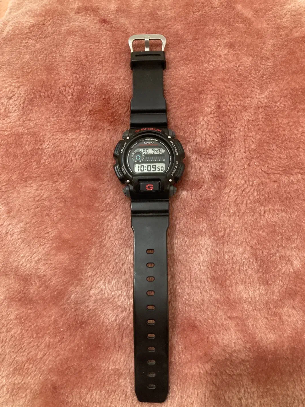 ساعت مچی|ساعت|گنبد کاووس, |دیوار