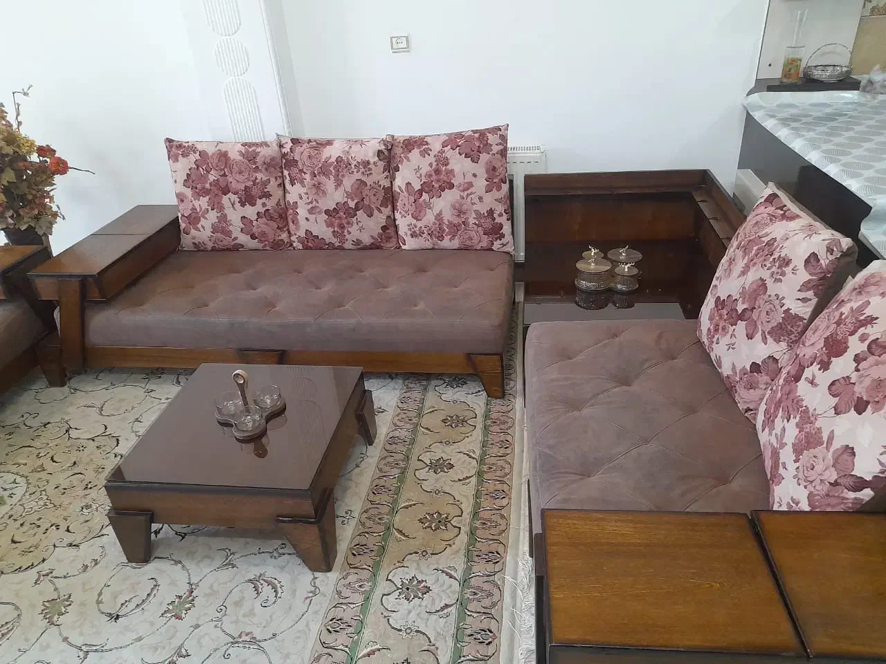 مبل|مبلمان خانگی و میز عسلی|بروجن, |دیوار