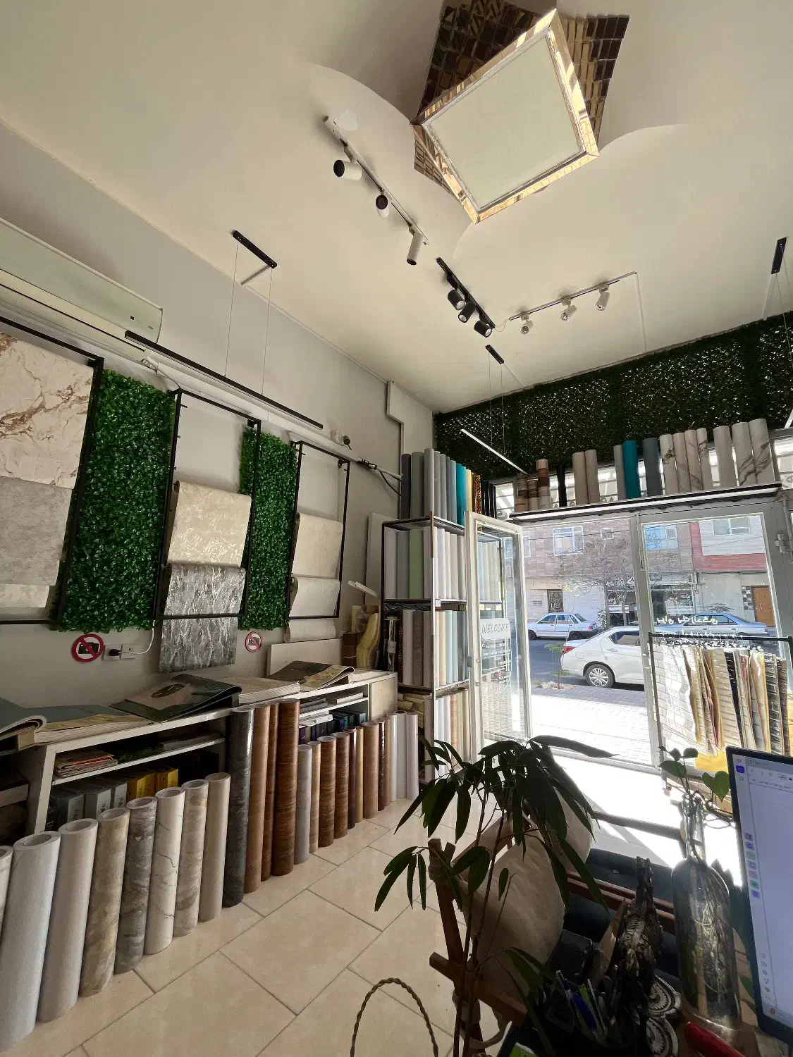 منشی دکوراسیون داخلی خ فردوسی|استخدام معماری، عمران و ساختمانی|بیرجند, |دیوار