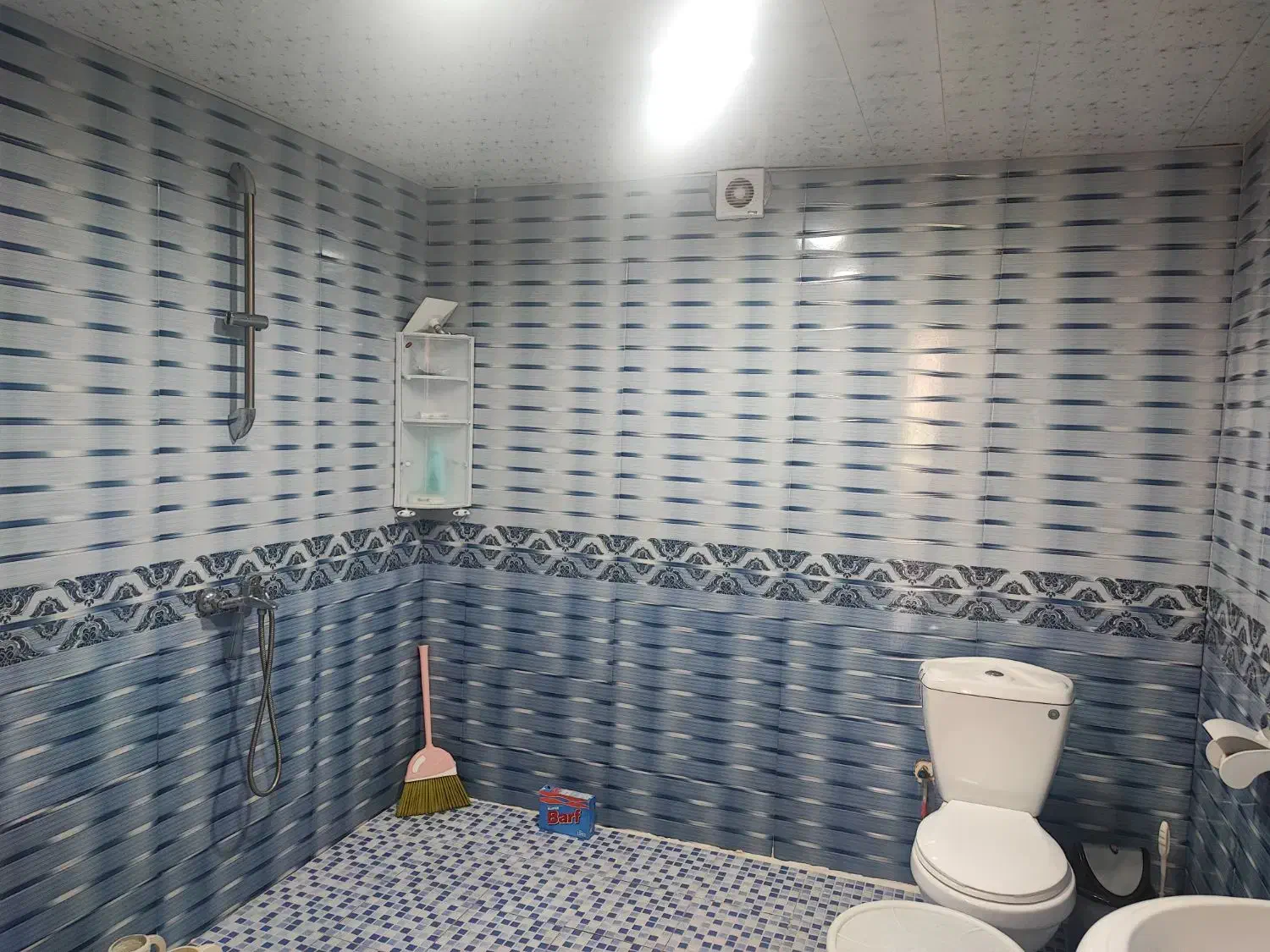 ویلا باغ شیک و تمیزو قیمت مناسب وعالی|اجارهٔ کوتاهمدت ویلا و باغ|شیراز, کرونی(خاتونک)|دیوار