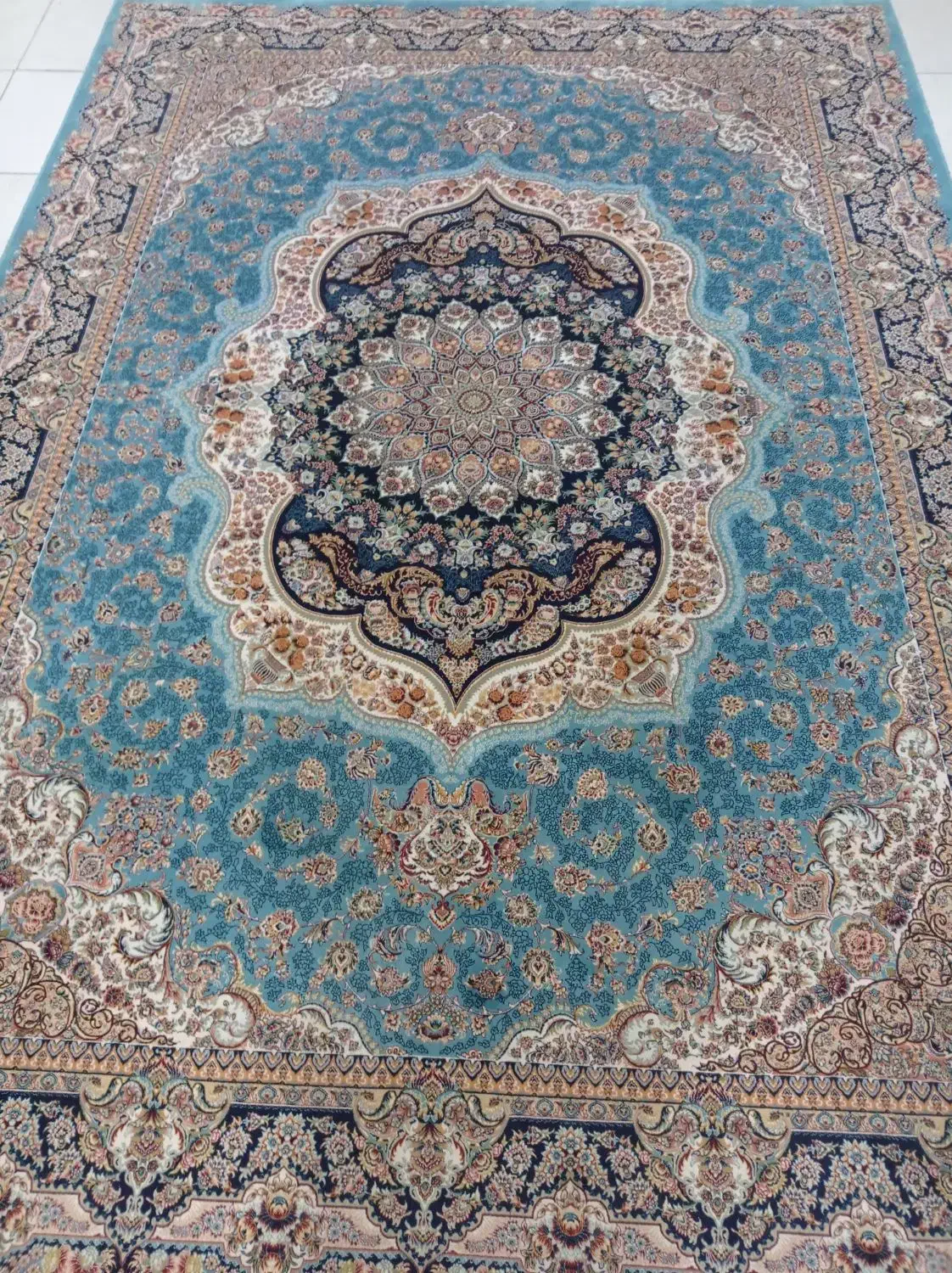 فرش ۹متری و ۴متری|فرش|رشت, یخسازی|دیوار