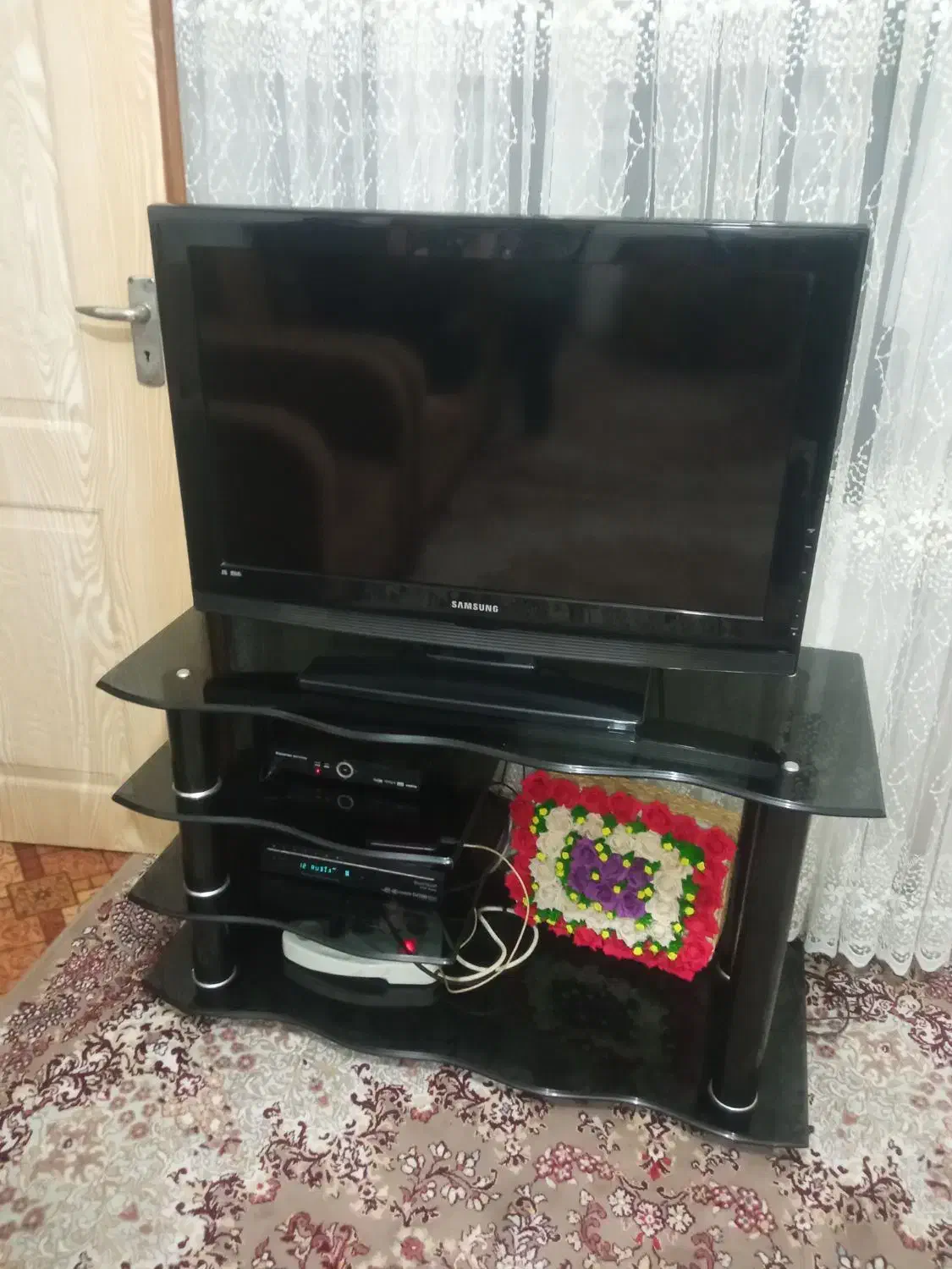 تلویزیون ال سی دی ۳۵اینچ|تلویزیون و پروژکتور|رشت, پیرکلاچای|دیوار