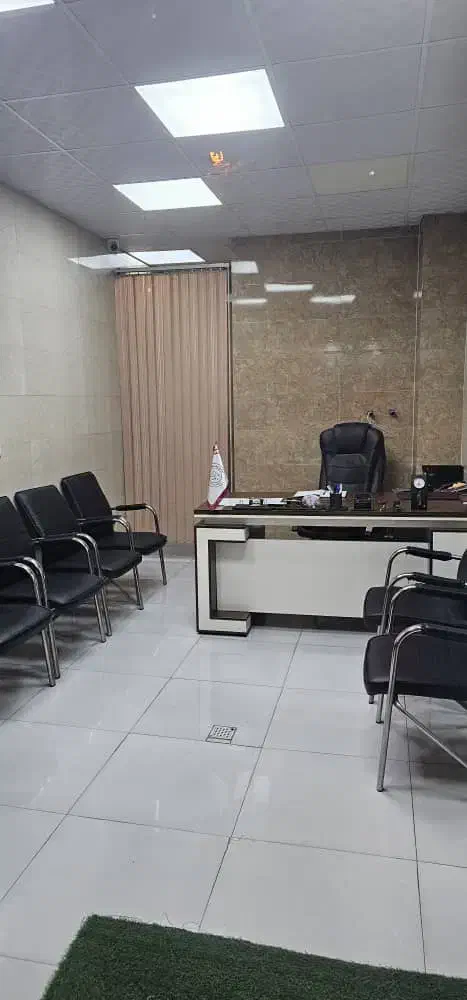 مغازه، دفتر کار توشیبا، بیانی، باهنر.|اجارهٔ مغازه و غرفه|رشت, باهنر|دیوار