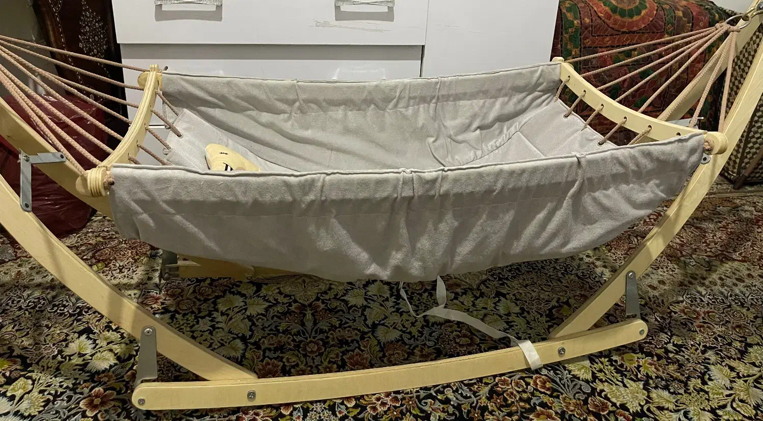 گهواره چوبی|تخت و صندلی بچه|زاهدان, |دیوار