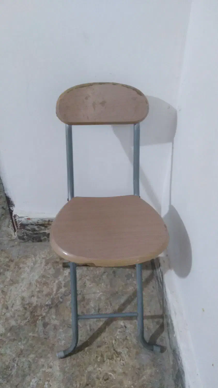 صندلی تاشو|میز تحریر و کامپیوتر|زاهدان, |دیوار