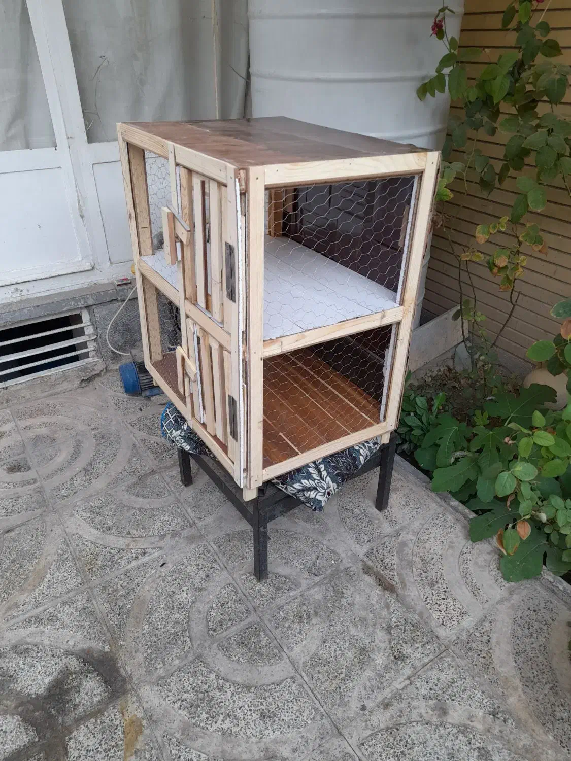 تولیدی قفس چوبی کبوتر قیمت تولیدی|لوازم جانبی حیوانات|اصفهان, باغ زرشک|دیوار