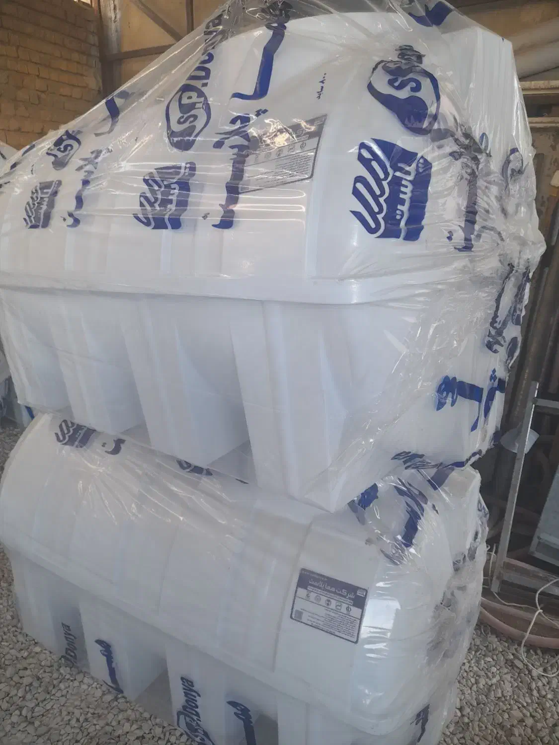 بهترین تانکر۸۰۰لیتری سه لایه ضدبوضدجلبک|مصالح و تجهیزات ساختمان|مرودشت, فاز اول شهرک فرهنگیان|دیوار