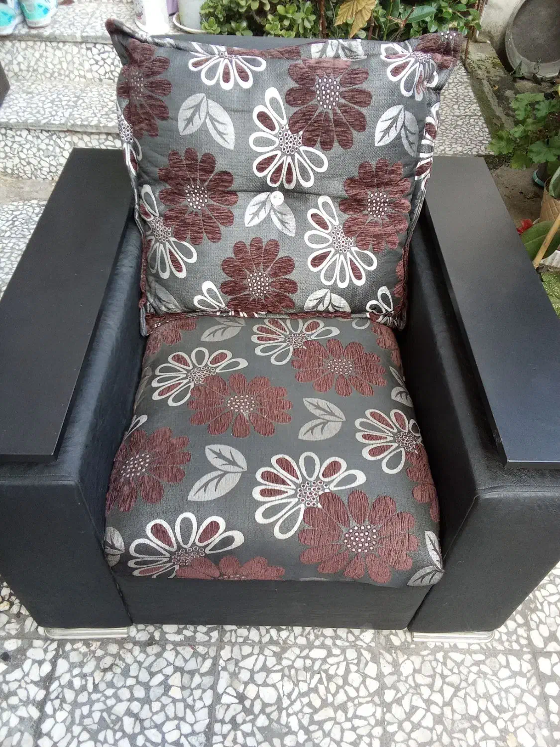 مبل راحتی|مبلمان خانگی و میز عسلی|رشت, کوی فکوری|دیوار