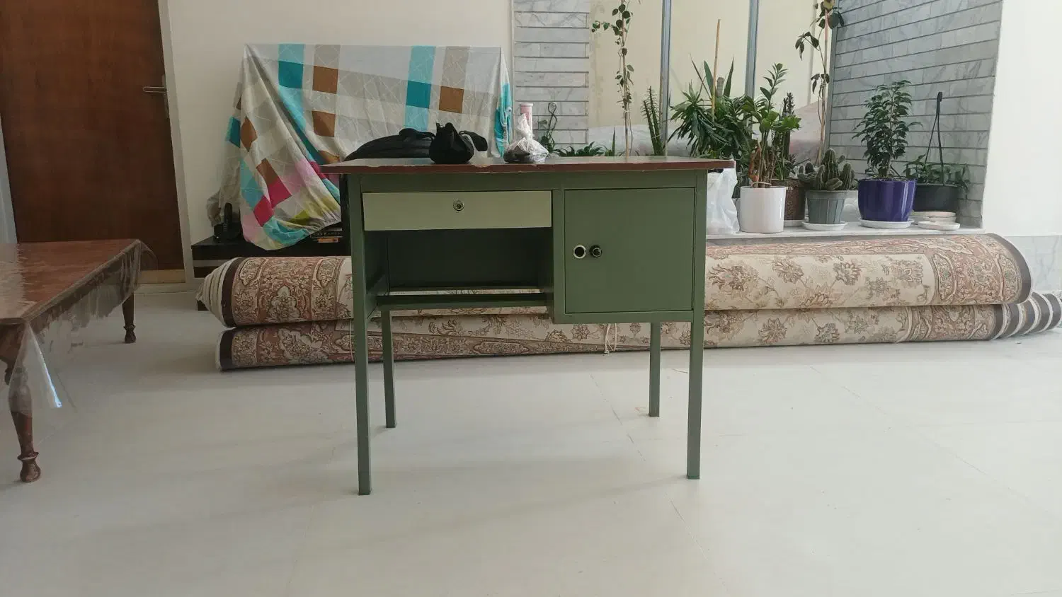 میز تحریر|میز تحریر و کامپیوتر|سیرجان, |دیوار